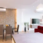 Luxury Seafront 3br With Pool By Arco Collection Apartman *