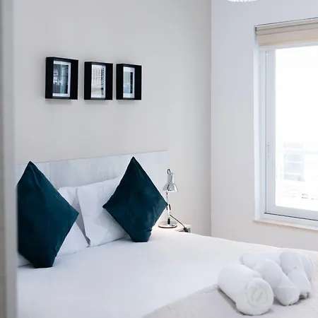 Lägenhet Luxury Seafront 3br With Pool By Arco Collection