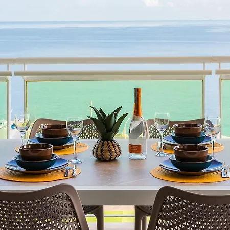 Luxury Seafront 3br With Pool By Arcobnb Appartement *