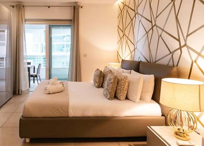 Luxury Seafront 3br With Pool By Arco Collection * Sliema