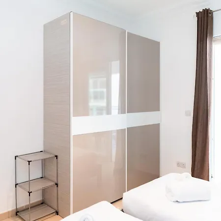 Luxury Seafront 3br With Pool By Arco Collection