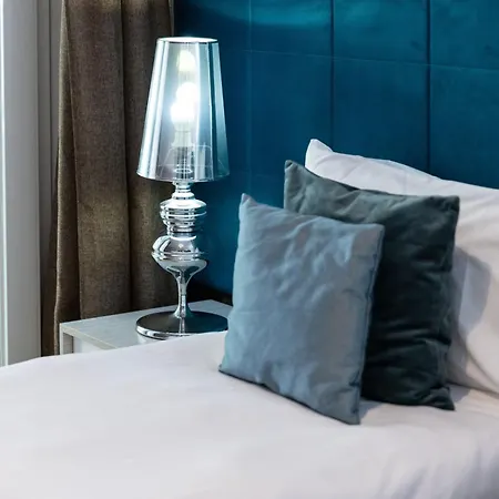 Luxury Seafront 3br With Pool By Arco Collection 斯利马