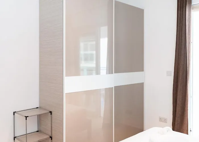 Luxury Seafront 3br With Pool By Arco Collection