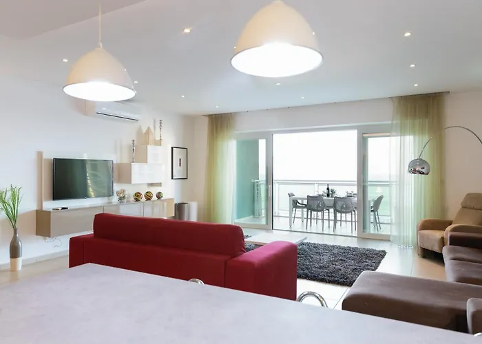 Luxury Seafront 3br With Pool By Arco Collection Apartamento Sliema