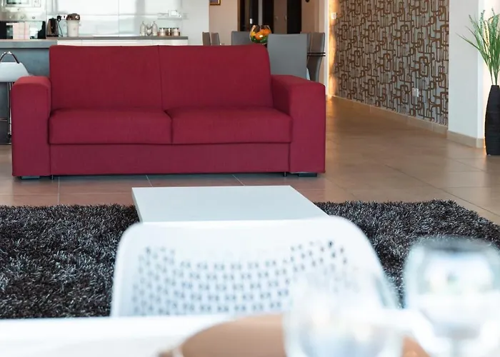 Luxury Seafront 3br With Pool By Arco Collection