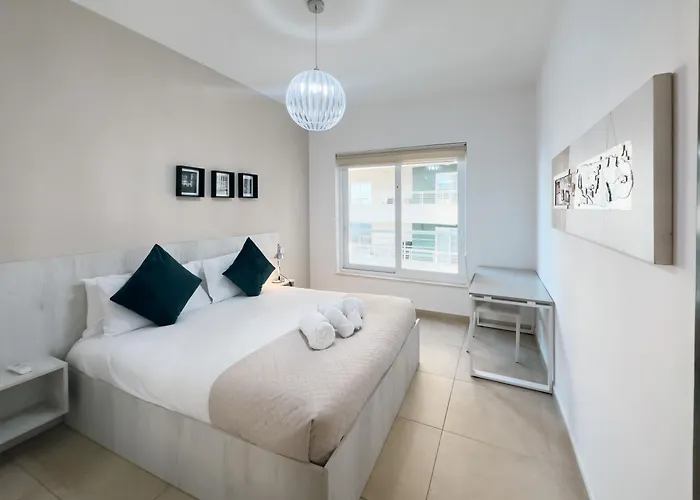 Luxury Seafront 3br With Pool By Arco Collection Appartamento